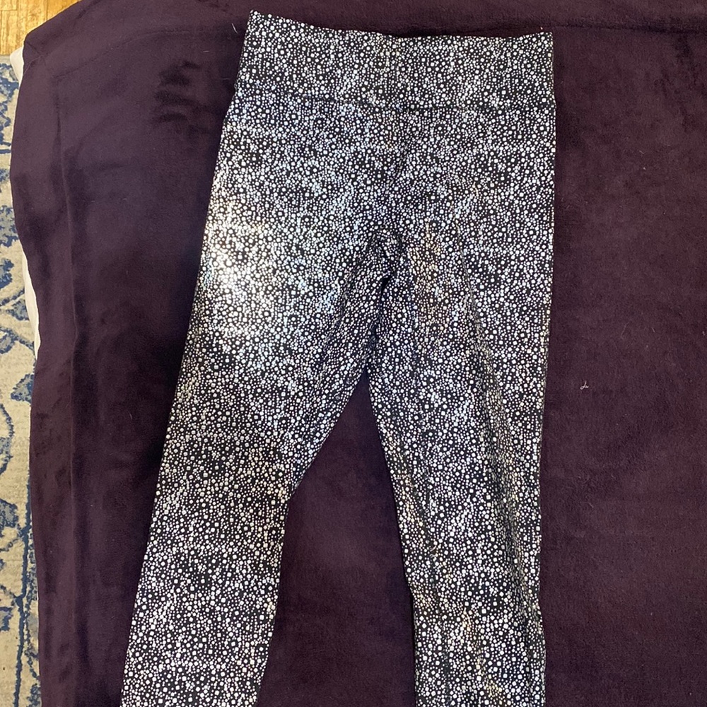 COPY - Noli Yoga reflective 7/8ths leggings size small